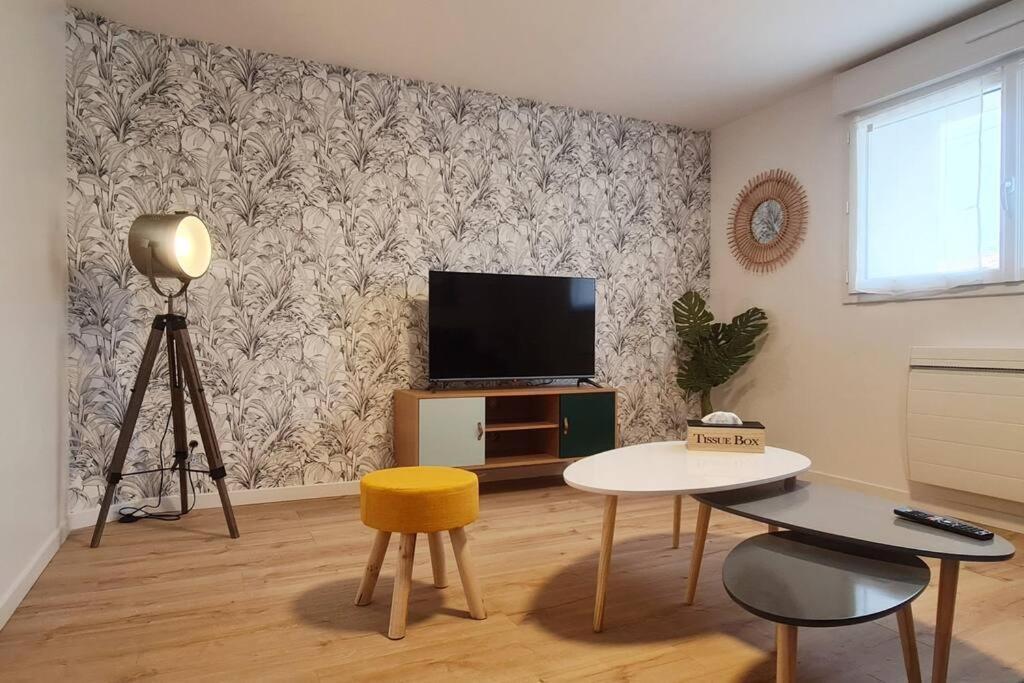 L'Echappee Belle Apartment Bessines ภายนอก รูปภาพ